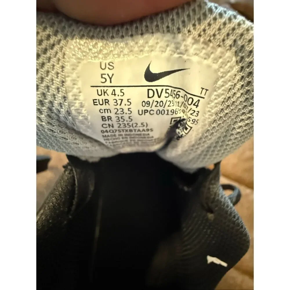 Nike kids size